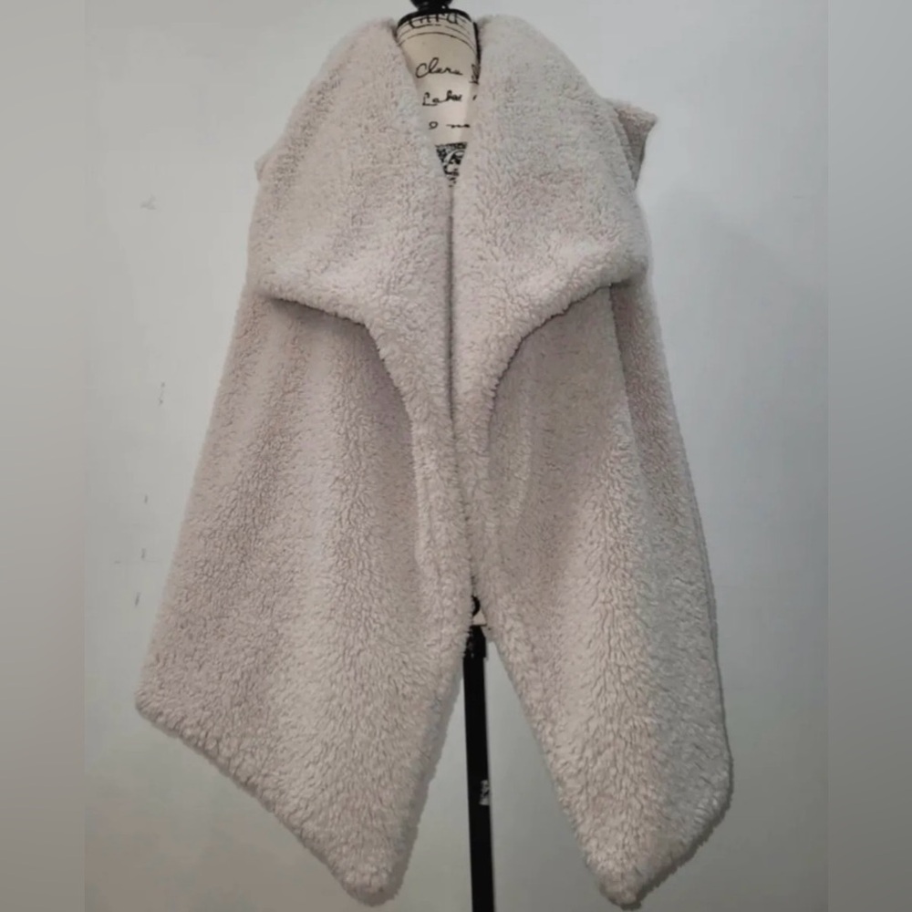 BB Dakota Cream Teddy Open-Front Jacket